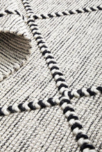 Load image into Gallery viewer, Maison Jasmin Rug