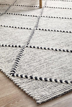Load image into Gallery viewer, Maison Jasmin Rug